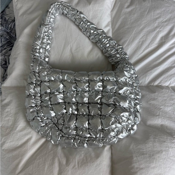 Cos quilted silver bag - Picture 1 of 3